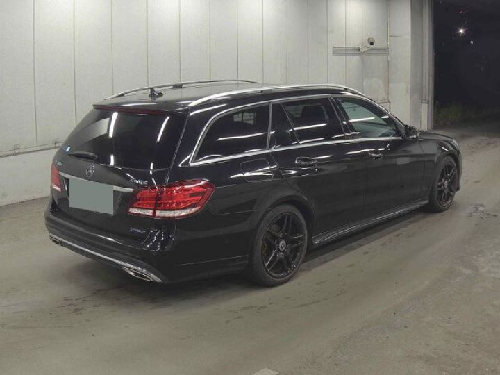 Mercedes Classe E Mercedes E300 (W212) Noir - 5