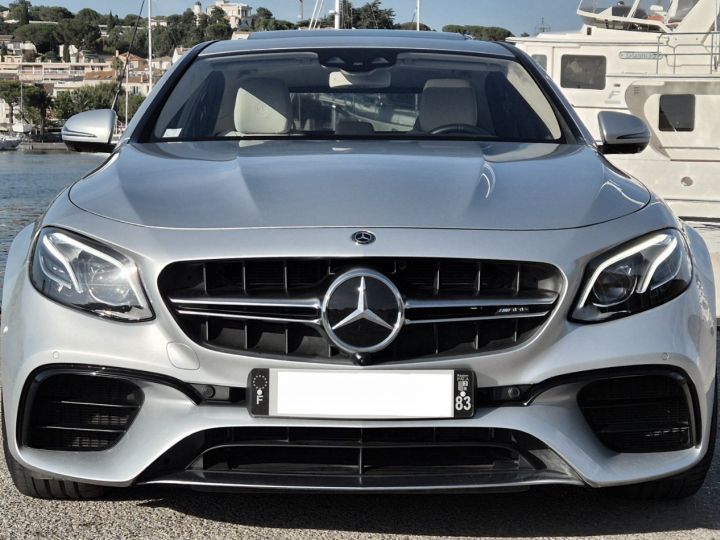 Mercedes Classe E RARE MERCEDES E63 S AMG 4 MATIC+ 4.0 V8 BI-TURBO 612ch 9G TRONIC VALEUR NEUF + DE 155Ke CARBONE TO ILS CARPLAY ECHAP. SPORT SEULEMENT 9800 KILOMETRES Argent Iridium - 2