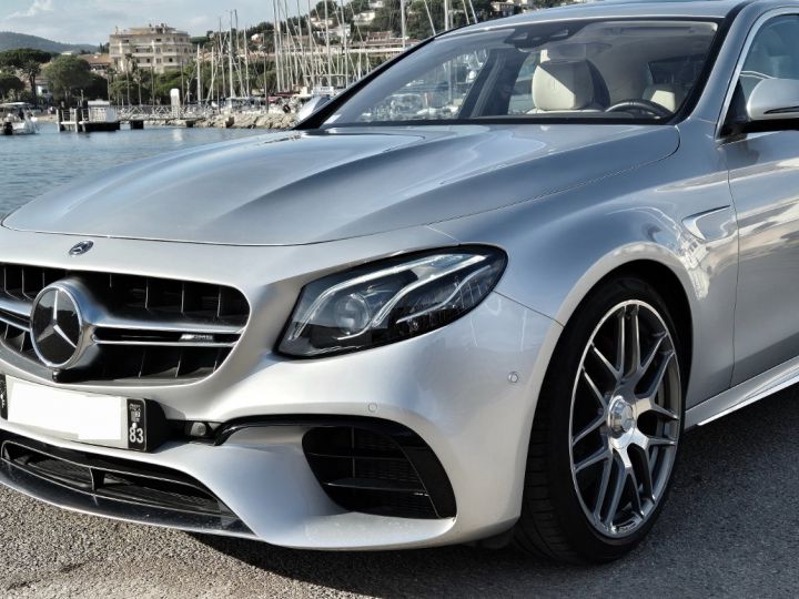 Mercedes Classe E RARE MERCEDES E63 S AMG 4 MATIC+ 4.0 V8 BI-TURBO 612ch 9G TRONIC VALEUR NEUF + DE 155Ke CARBONE TO ILS CARPLAY ECHAP. SPORT SEULEMENT 9800 KILOMETRES Argent Iridium - 4