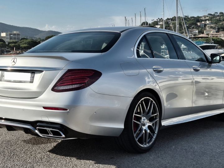 Mercedes Classe E RARE MERCEDES E63 S AMG 4 MATIC+ 4.0 V8 BI-TURBO 612ch 9G TRONIC VALEUR NEUF + DE 155Ke CARBONE TO ILS CARPLAY ECHAP. SPORT SEULEMENT 9800 KILOMETRES Argent Iridium - 6