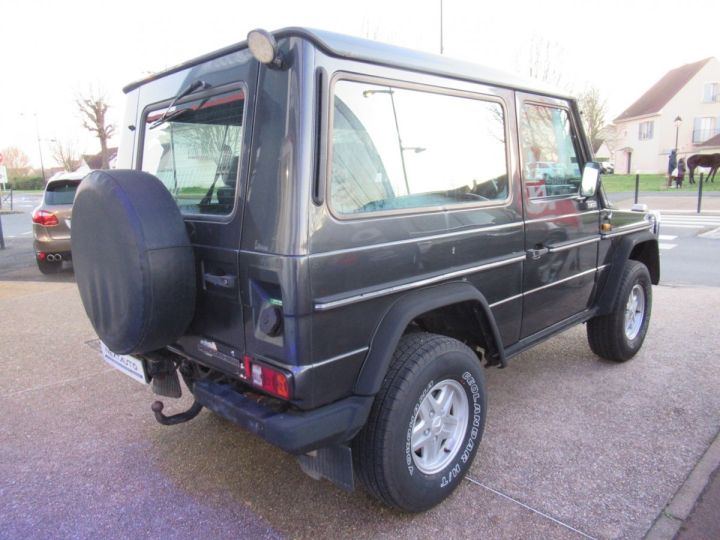 Mercedes Classe G 230 E 3 PORTES Noir - 10