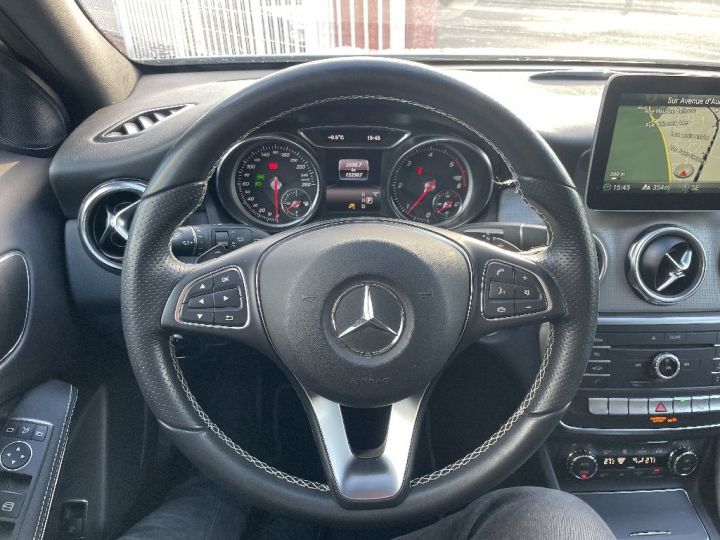 Mercedes Classe GLA 200 d 7-G DCT Sport edition Blanc - 8