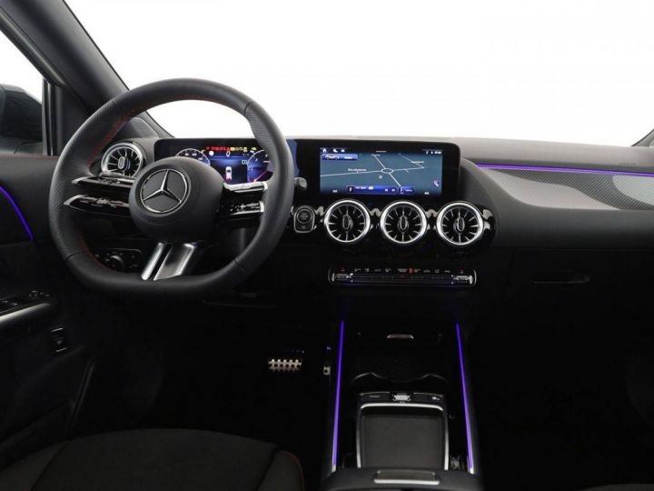 Mercedes Classe GLA 200 d AMG Night Distronic MBUX Navi Caméra Blanc Polaire - 11