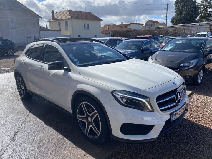 Mercedes Classe GLA 200 Fascination 7G-DCT BLANC - 2