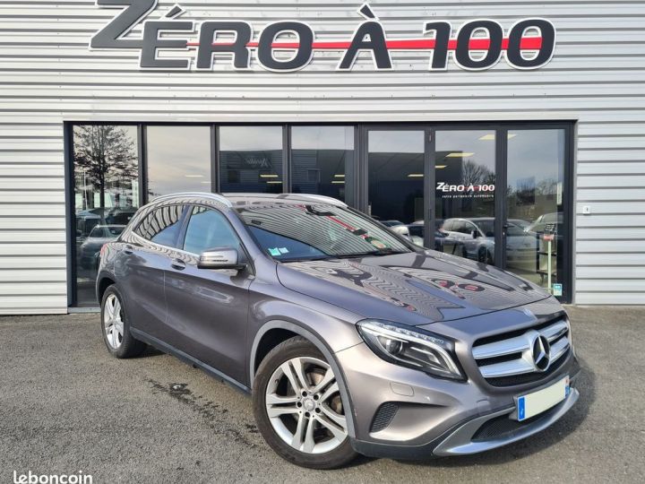 Mercedes Classe GLA 220 2.1 CDi 4MATIC 170 cv Boîte auto Gris - 1