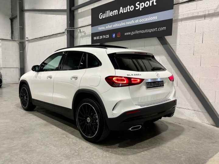 Mercedes Classe GLA 250 E AMG Line 8G-DCT Blanc - 4