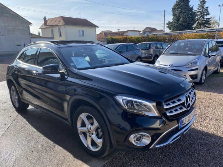 Mercedes Classe GLA I (X156) 200 d Sensation 7G-DCT NOIR - 4