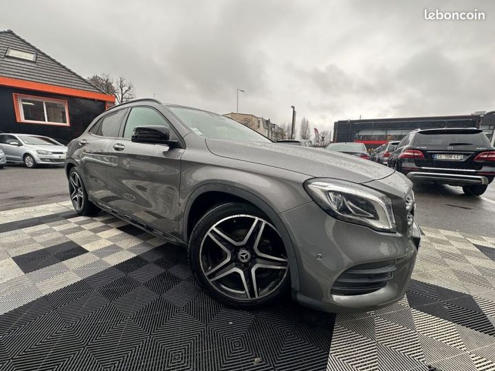 Mercedes Classe GLA Mercedes 180 122CH FASCINATION 7G-DCT Gris - 8