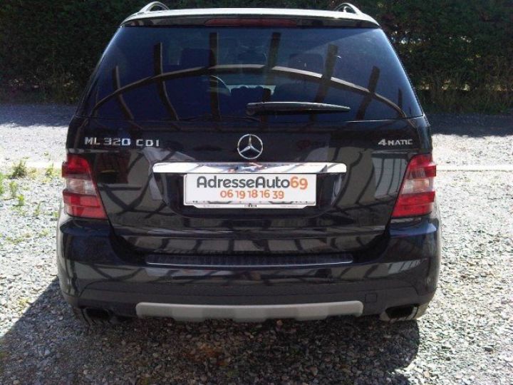 Mercedes Classe ML 320 CDI PACK SPORT 7G-TRONIC     Diesel NOIR - 14