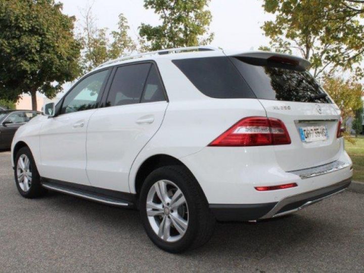 Mercedes Classe ML 350 CDI BLUETEC 4MATIC 7G-TRONIC SPORT      Diesel BLANC - 19