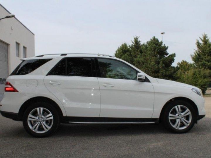 Mercedes Classe ML 350 CDI BLUETEC 4MATIC 7G-TRONIC SPORT      Diesel BLANC - 24