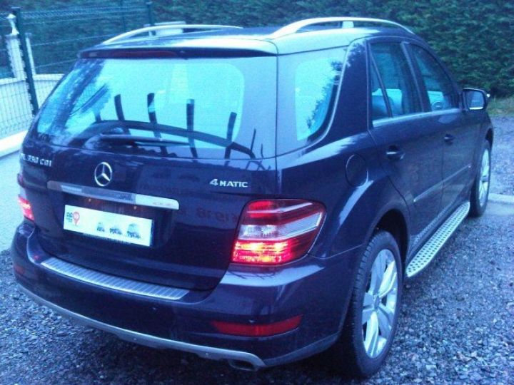 Mercedes Classe ML 350 CDI PACK SPORT 7G-TRONIC     Diesel BLEU TANZANITE - 20