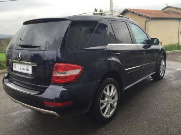 Mercedes Classe ML 350 CDI PREMIUM 7 G-TRONIC     Diesel BLEU FONCE METAL - 21