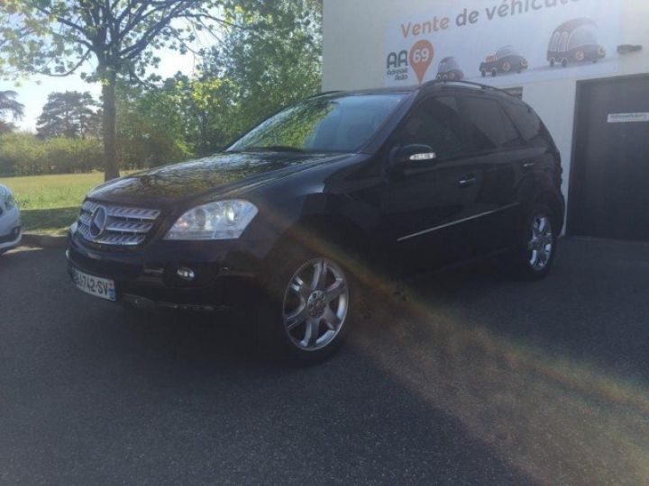 Mercedes Classe ML 500 V8 4MATIC 7G-TRONIC 386CV     Essence NOIR - 3