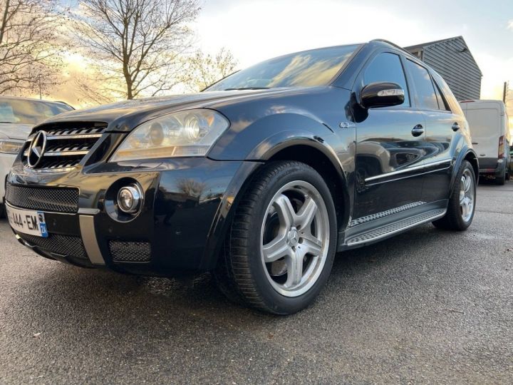 Mercedes Classe ML 63 AMG Noir - 2