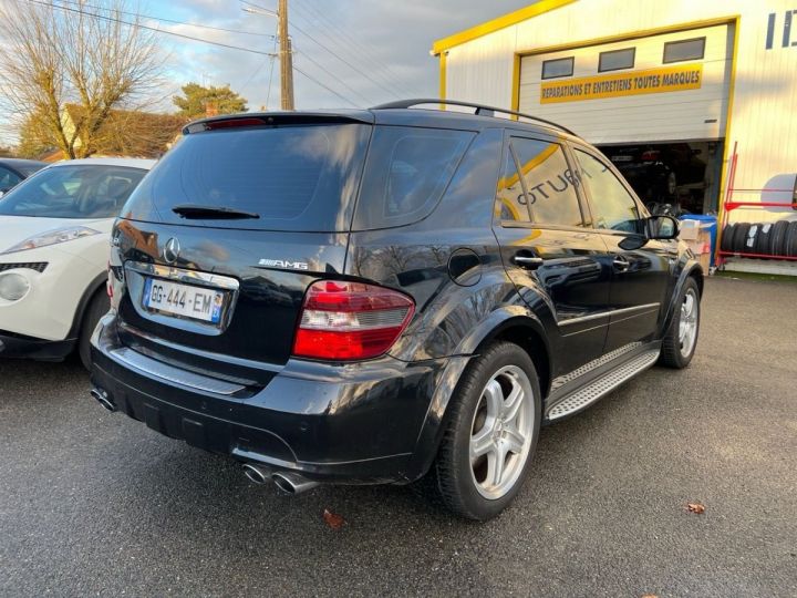 Mercedes Classe ML 63 AMG Noir - 13