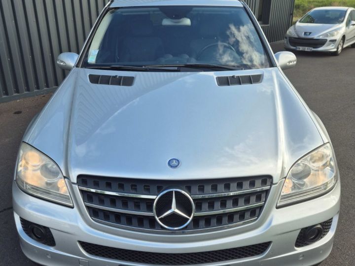 Mercedes Classe ML Mercedes CLASSE M W164 3.0 ML 320 CDI 4-matic 4x4 (224Ch) Attelage Siège élec 4 Pneus Neuf / 31 Gris - 27