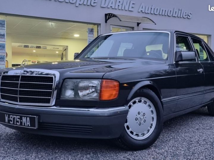 Mercedes Classe S Exceptionnelle Mercedes 300 SE W126, 96674 KM Noir - 1