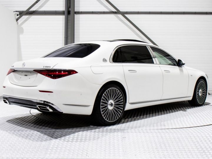 Mercedes Classe S Maybach S680 4Matic AMG Line BLANC - 3