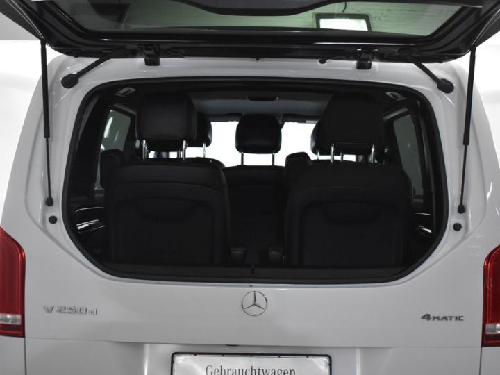 Mercedes Classe V 250D Compact 190 ch Blanc AVANTG. AMG-LINE 1èreM *360° * 7P * Full CUIR  * Garantie 12 mois Prémium  * TVA Récupérable Blanche - 19