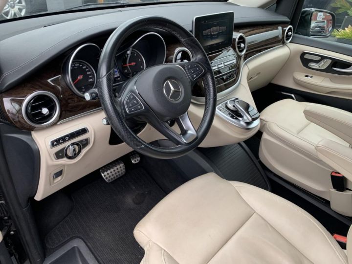 Mercedes Classe V Court 250 d - BVA 7-GTronic - BM 447 Court Avantgarde - PHASE 1 Noir métallisé - 7