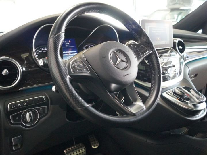 Mercedes Classe V Mercedes-Benz V 250 4-Matic*Panorama*AHK*360°* LED* Burmeister*JA 19* Garantie 12 Mois Noire - 14