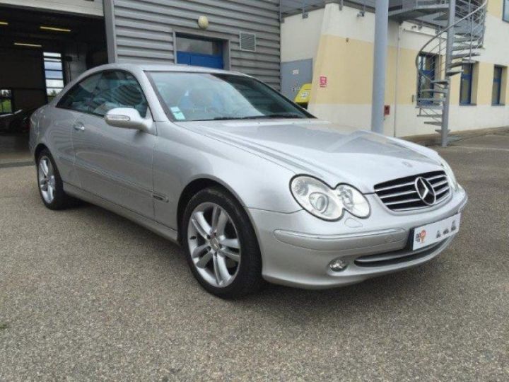 Mercedes CLK 270 CDI AVANTGARDE BA     Diesel GRIS METAL - 1