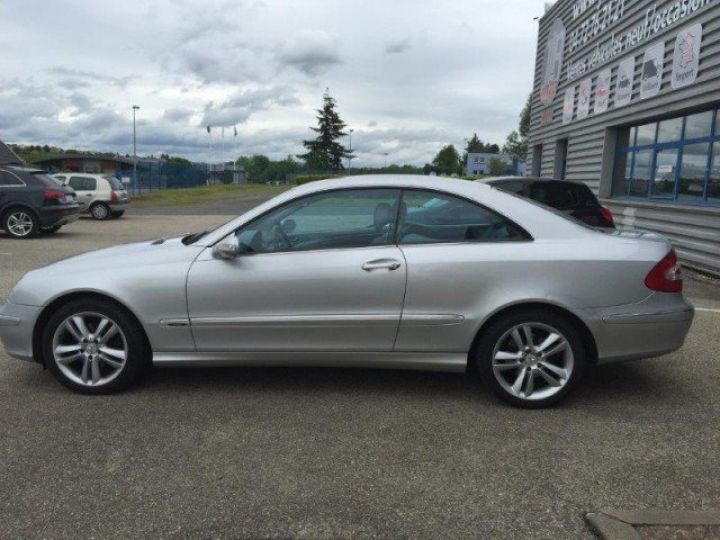 Mercedes CLK 270 CDI AVANTGARDE BA     Diesel GRIS METAL - 5