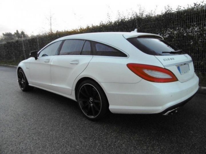 Mercedes CLS Shooting Brake 63 AMG -S- 4matic 585cv     Essence BLANC - 11