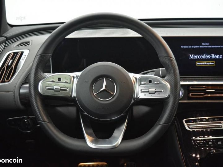 Mercedes EQC Mercedes 400 4Matic AMG Line Pack Premium Plus + Stationnement avec caméras panoramiques d'As... Rouge - 11