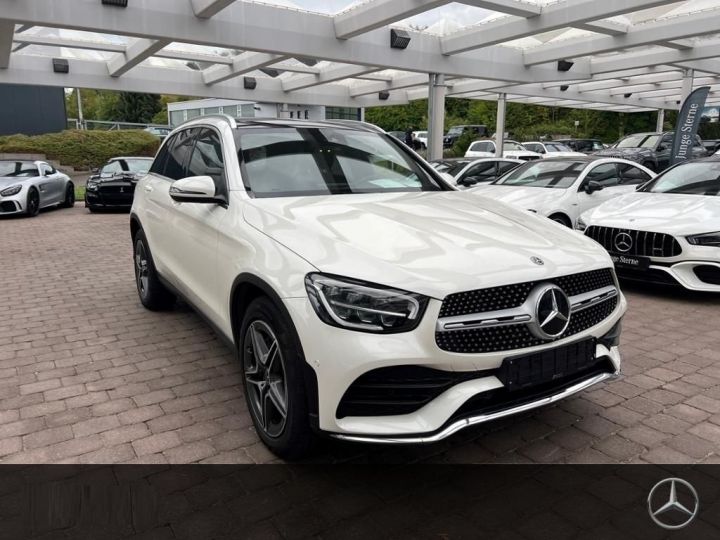 Mercedes GLC 220d 194Ch 4M AMG Sport Pano Attelage Caméra / 06 Blanc Métallisé - 9