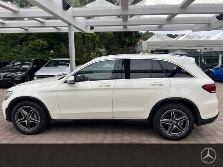 Mercedes GLC 220d 194Ch 4M AMG Sport Pano Attelage Caméra / 06 Blanc Métallisé - 12