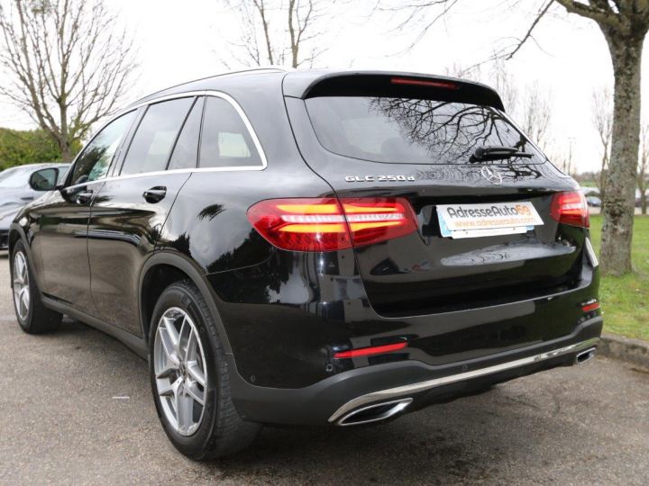 Mercedes GLC 250 D 4-matic 204cv AMG LINE NOIRE - 33