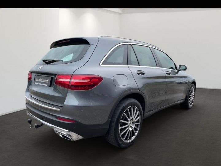 Mercedes GLC 250d 204Ch 4M Exclusive Navi Caméra Attelage Gris Métallisé - 3