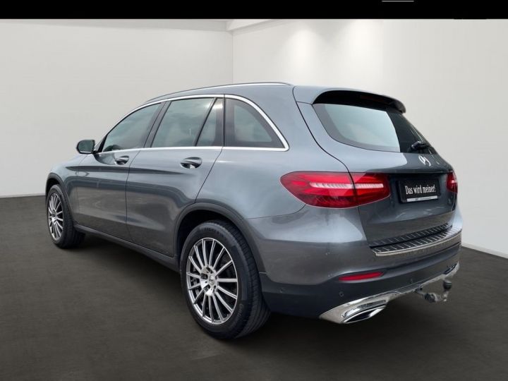 Mercedes GLC 250d 204Ch 4M Exclusive Navi Caméra Attelage Gris Métallisé - 15