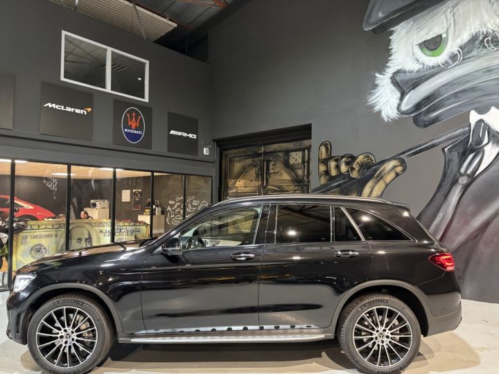 Mercedes GLC 300 DE AMG LINE 4MATIC Toit ouvrant / Noir - 23