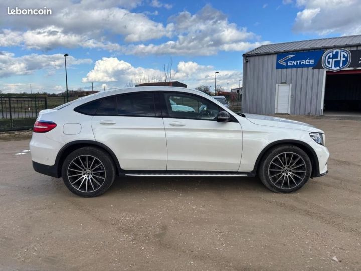 Mercedes GLC Classe Mercedes Coupé 220 d 9G-Tronic 4Matic Sportline Blanc - 4