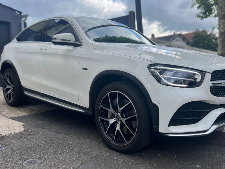 Mercedes GLC Coupé 300e AMG 4Matic attelage burmester  - 1