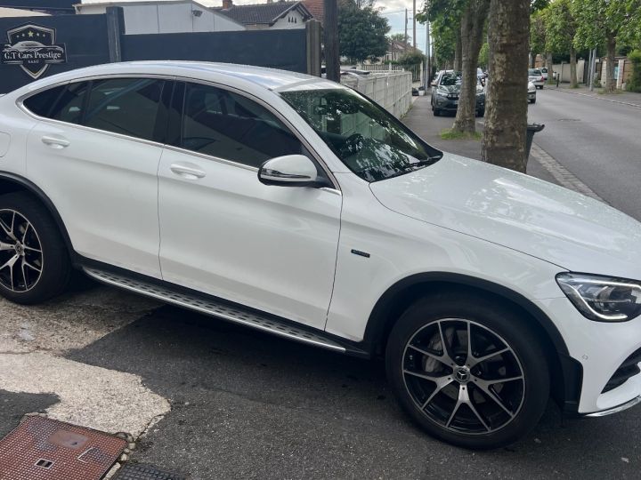 Mercedes GLC Coupé 300e AMG 4Matic attelage burmester  - 2