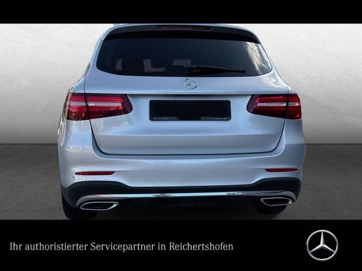 Mercedes GLC Mercedes GLC 250d 204Ch 4M AMG Suspension Pneuma Attelage Alarme Caméra 360 T.O Distronic / 50 Argent Métallisé - 15