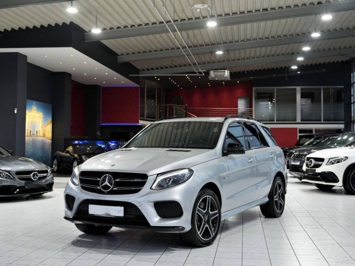 Mercedes GLE 43 AMG 4M*AIRMATIC*NIGHT*COMAND*H/K*DAB*1.HD Argent Metallisé - 1