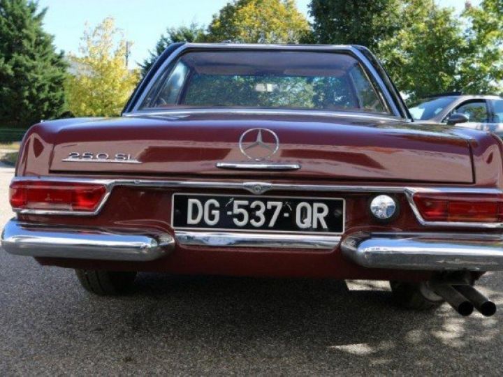 Mercedes SL 250 PAGODE CALIFORNIA     Essence BORDEAUX - 24