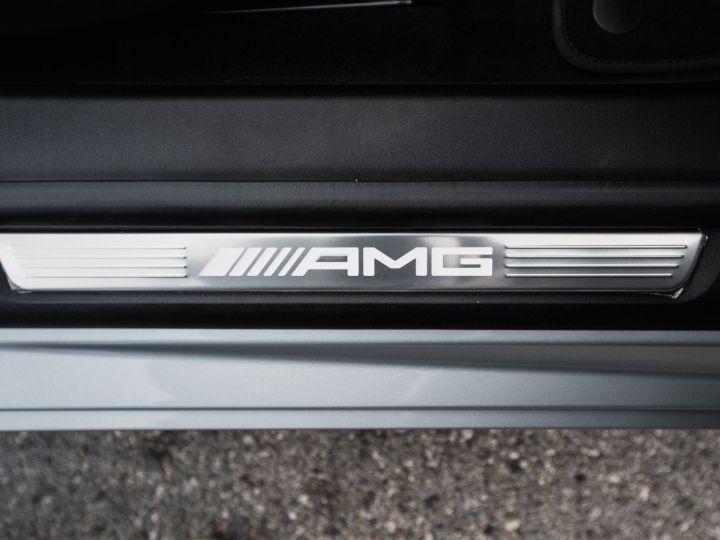 Mercedes SL 63 AMG 4 MATIC 585 CV - MONACO Gris Metal - 25