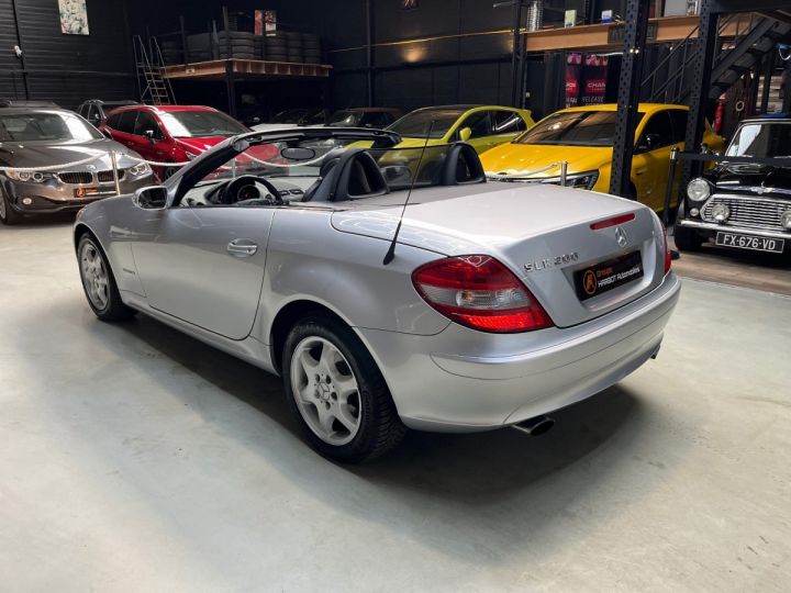 Mercedes SLK 200 K Gris - 9