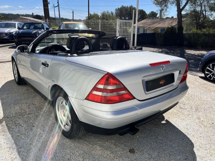 Mercedes SLK CLASSE (R170) 200 Gris C - 4