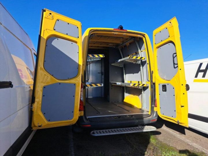 Mercedes Sprinter CCB 314 CDI 33 3T5 TRACTION Jaune - 3