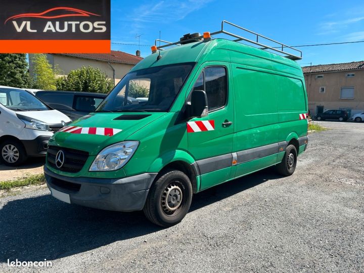 Mercedes Sprinter Mercedes 311 CDI 110 cv L2H2 année 2006 Vert - 2