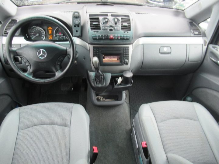 Mercedes Viano 3.0 CDI V6 204 CV AUTOMATIQUE Noir - 7