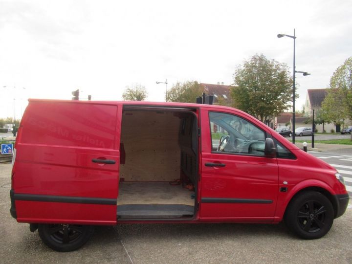 Mercedes Vito 120CDI V6 CPACT 2T7 Rouge - 9