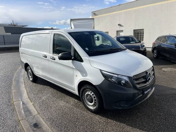 Mercedes Vito III 114 2.0 CDI 136ch Pro 9G-TRONIC 1erMain 15,000Kms Clim GPS Caméra 24,950euroH.T. / TVA20% BLANC - 2